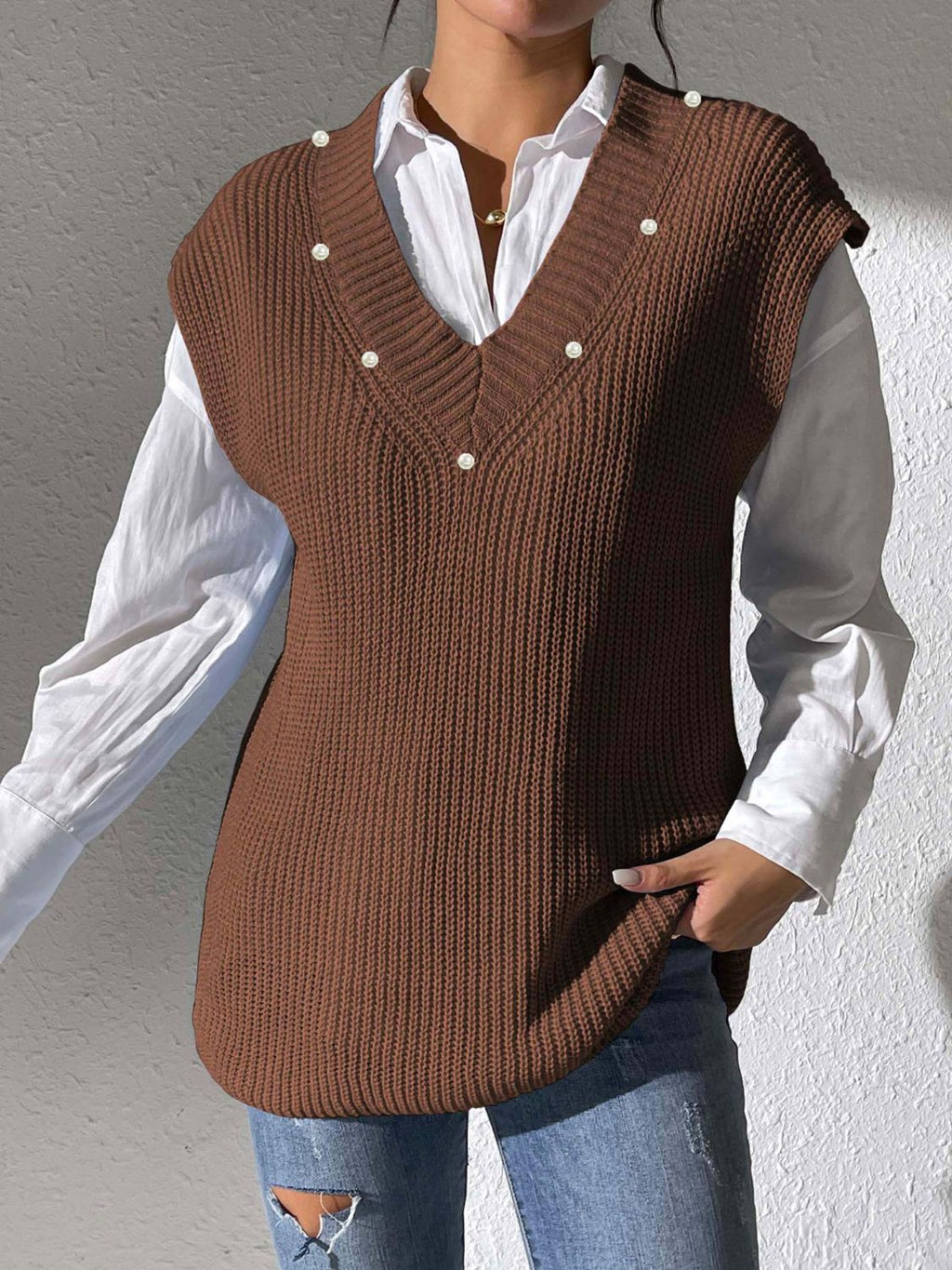 Womens Pearl Trim V-Neck Sweater Vest (ONE SIZE)