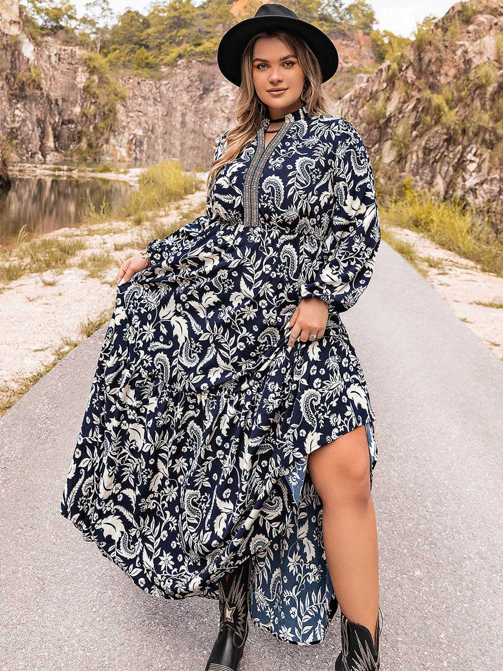 Womens Plus Size Long Sleeve Maxi Dress (0XL-4XL)