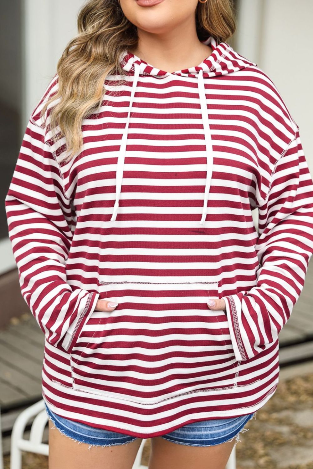 Womens Plus Size Drawstring Striped Dropped Shoulder Hoodie (1XL-3XL)