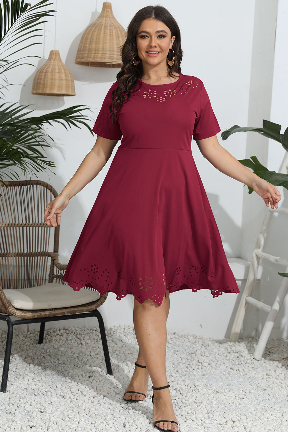 Womens Plus Size Round Neck Openwork Dress (L-4XL)