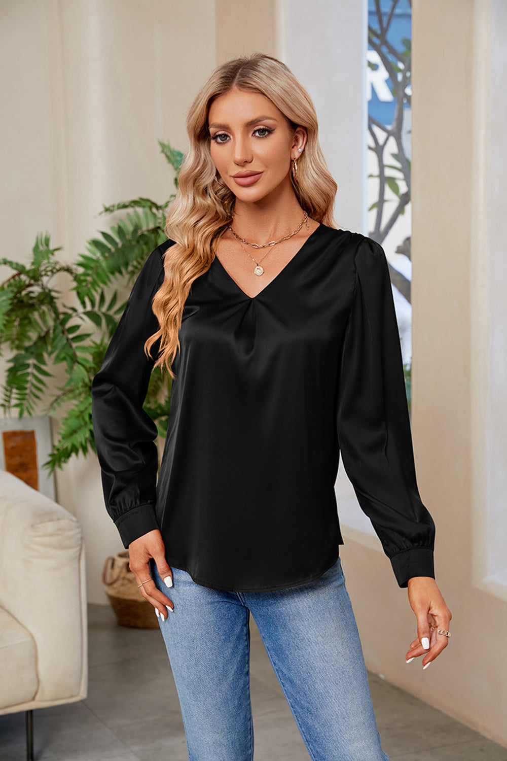 Womens V-Neck Long Sleeve Top (S-2XL)