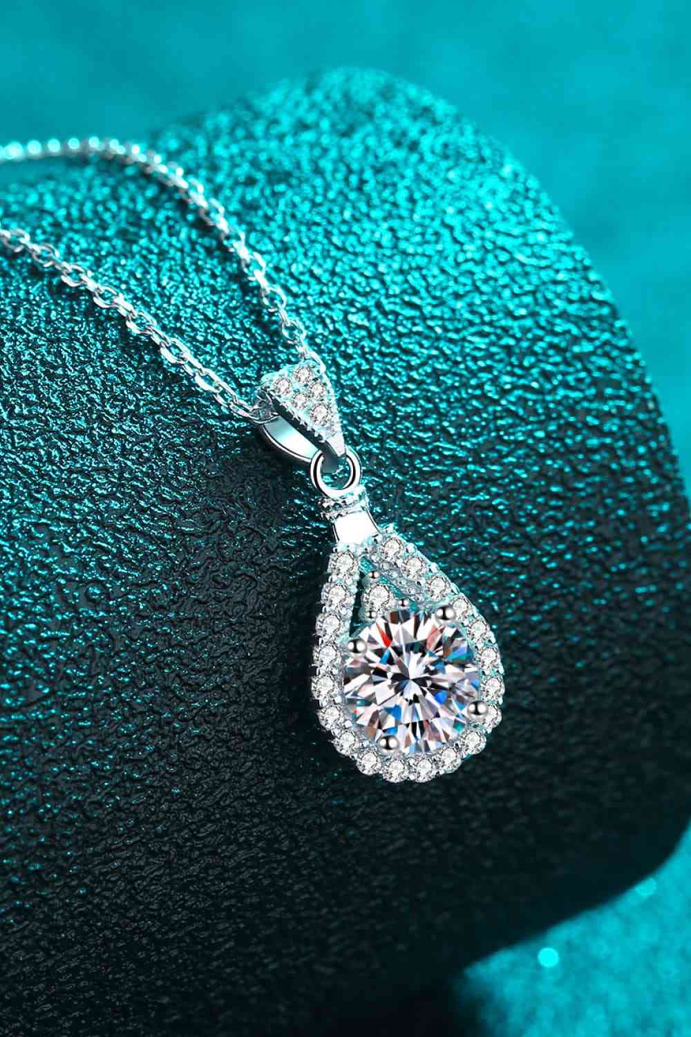 Gorgeous 2 Carat Moissanite Diamond Teardrop Pendant 925 Sterling Silver Necklace